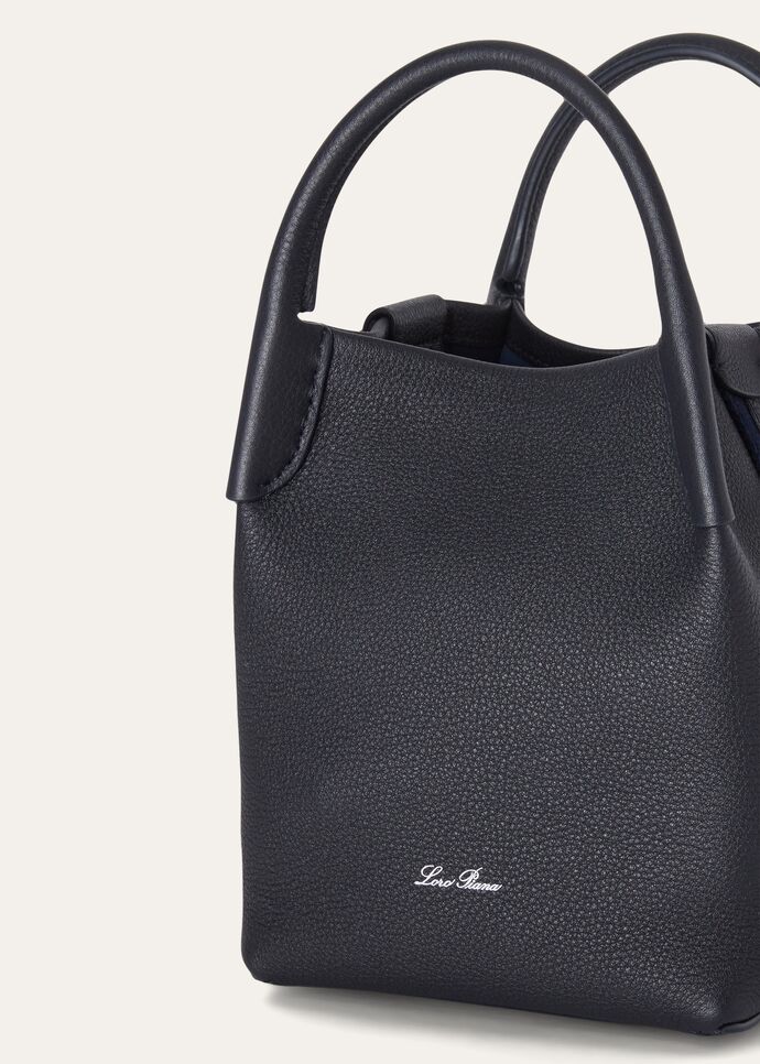 送料関税込★LORO PIANA★Bale Micro レザー トートバッグ Bale Micro leather tote bag in white - Loro Piana | Mytheresa