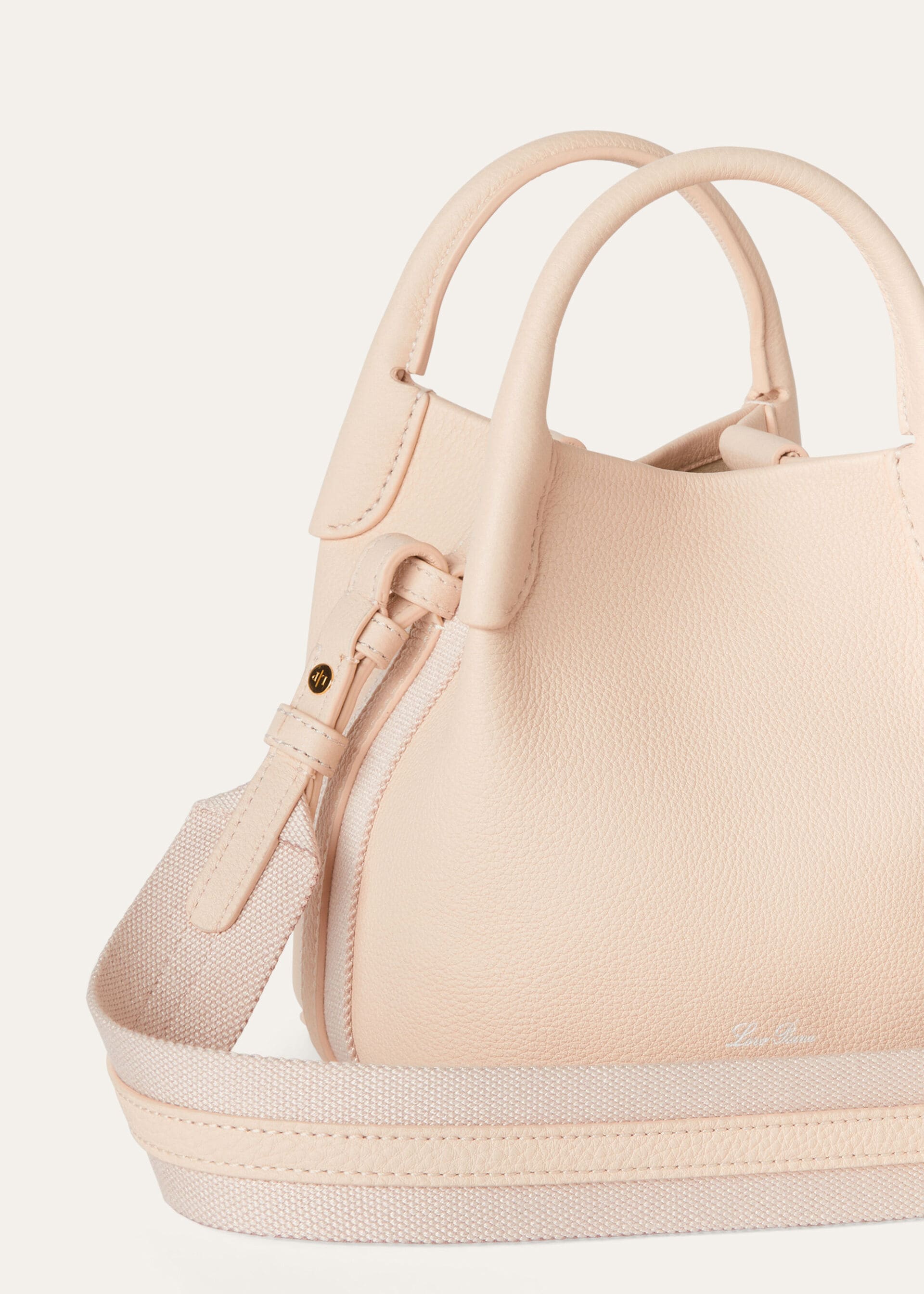 BALE MICRO FINE GRAINED LEATHER