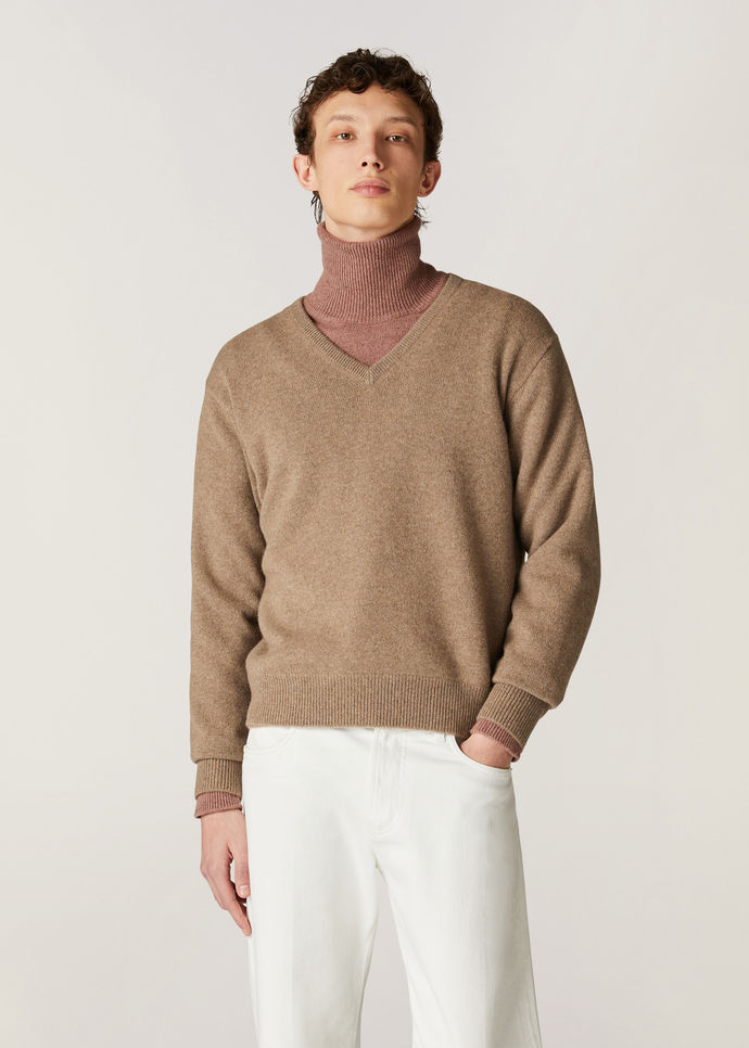 Loro V-Neck Jumper-Cashmere