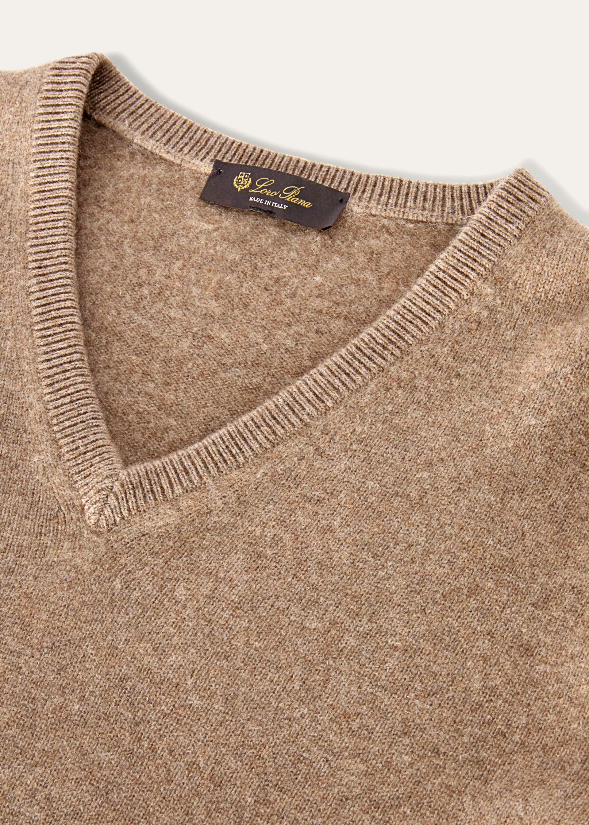 SCOLLO V RECYCLED CASHMERE