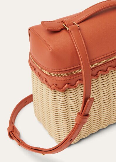 EXTRA POCKET L19 NORTH SOUTH WICKER/ROUNDED CALF