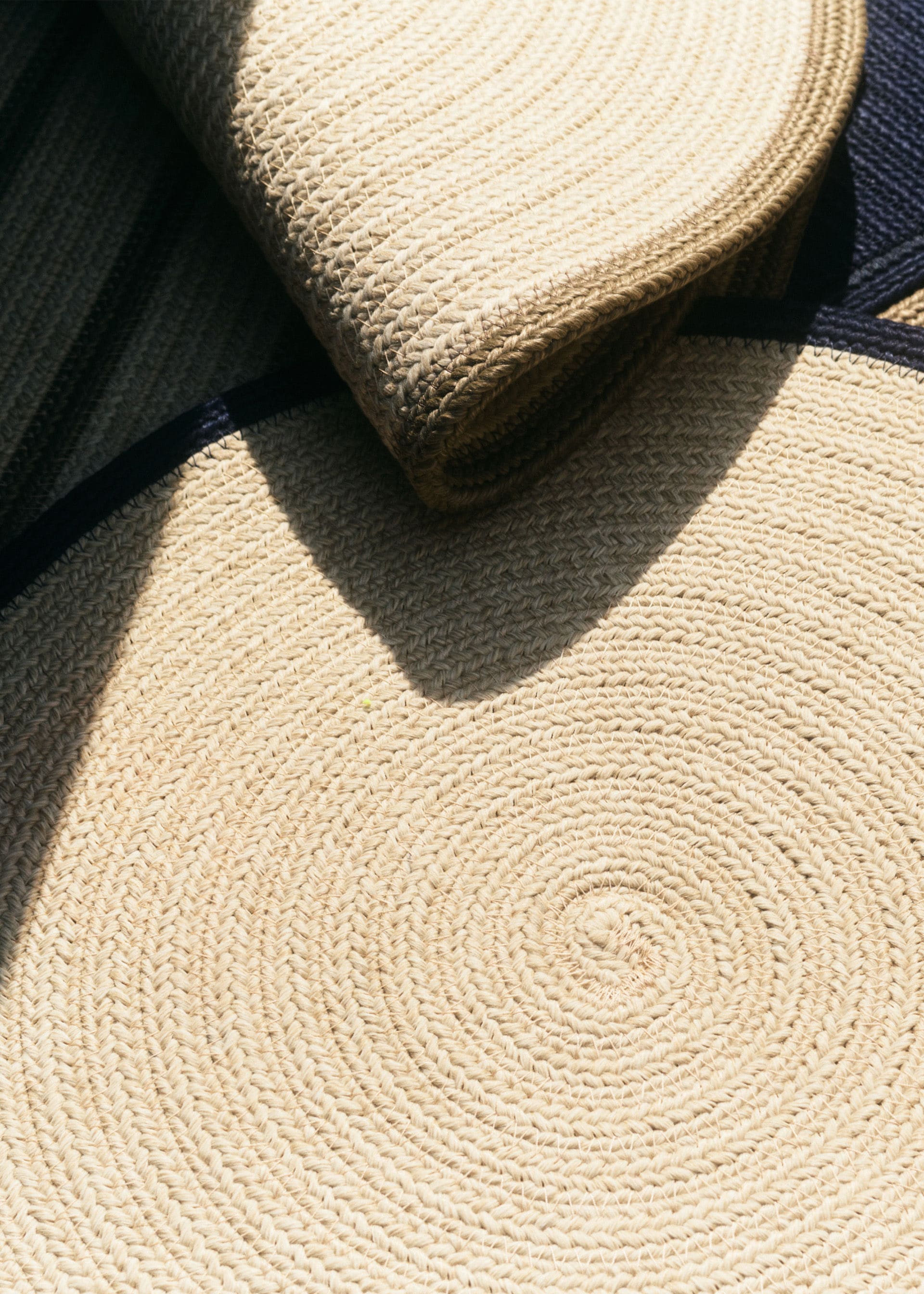 SAINT BARTH ROUND  (2PCS)