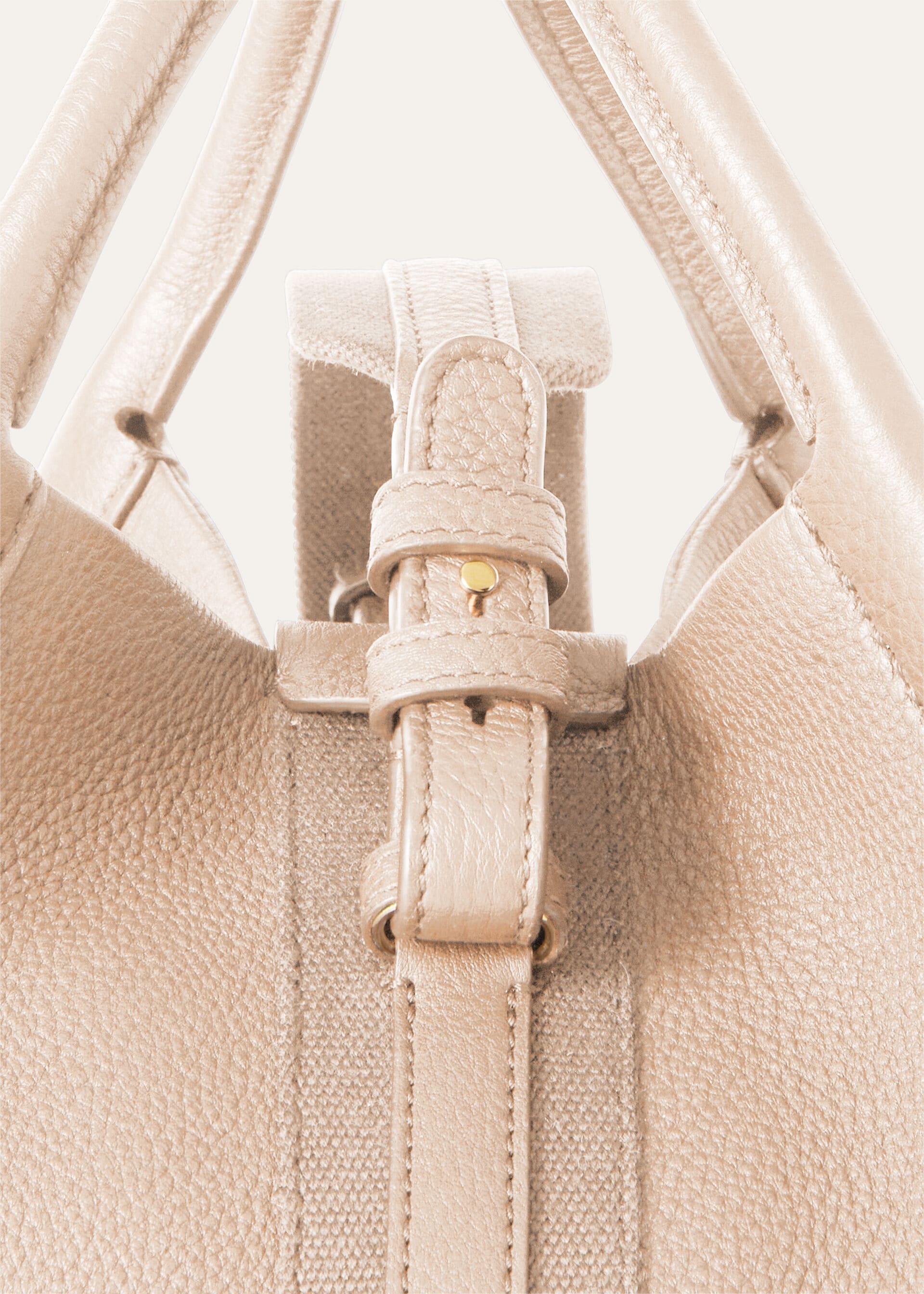 BALE SMALL FINE GRAINED LEATHER