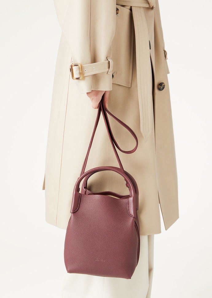 BALE SMALL FINE GRAINED LEATHER_FAN8964_Q09P_NR_1