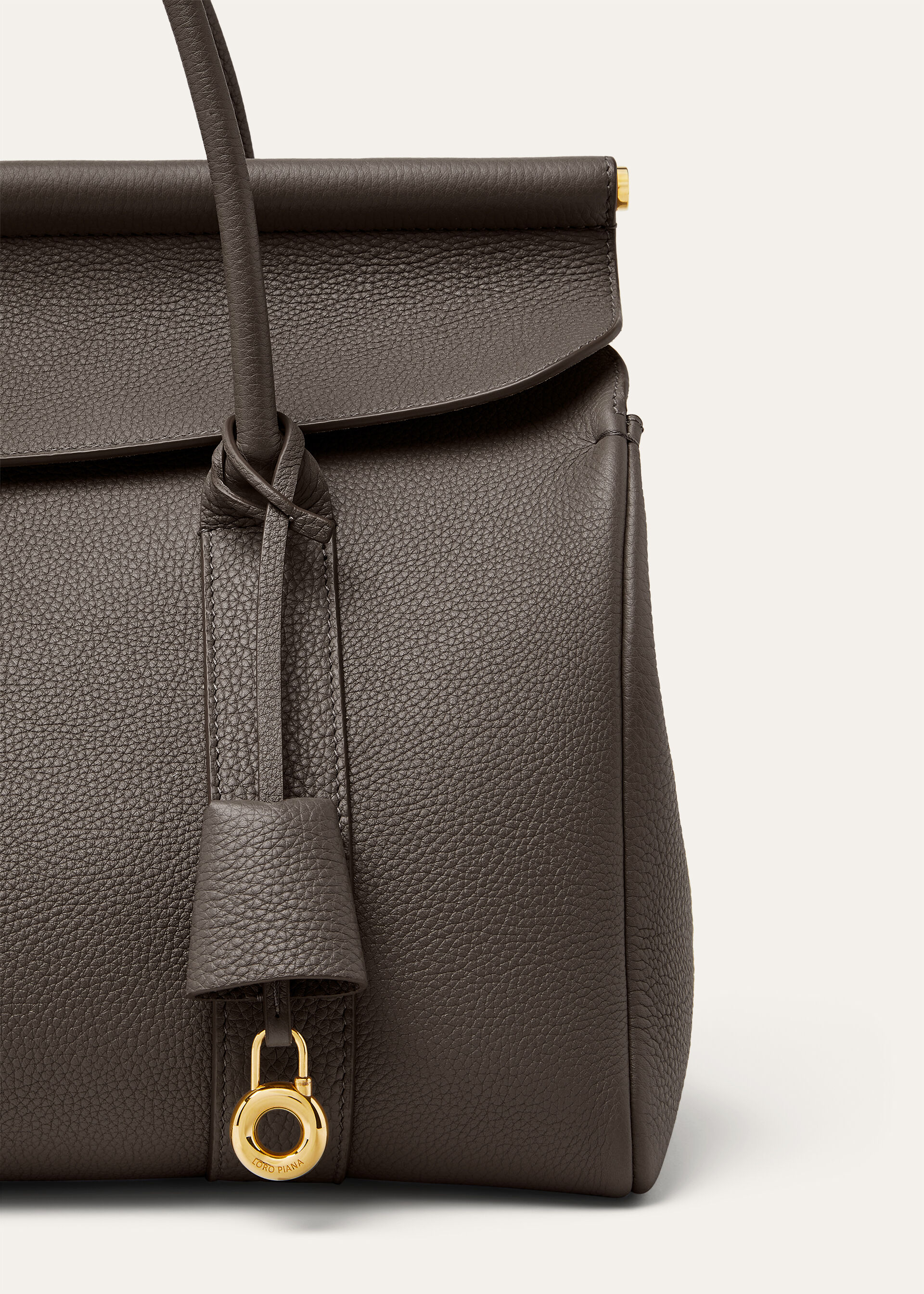 LOOM L32 FINE GRAINED LEATHER