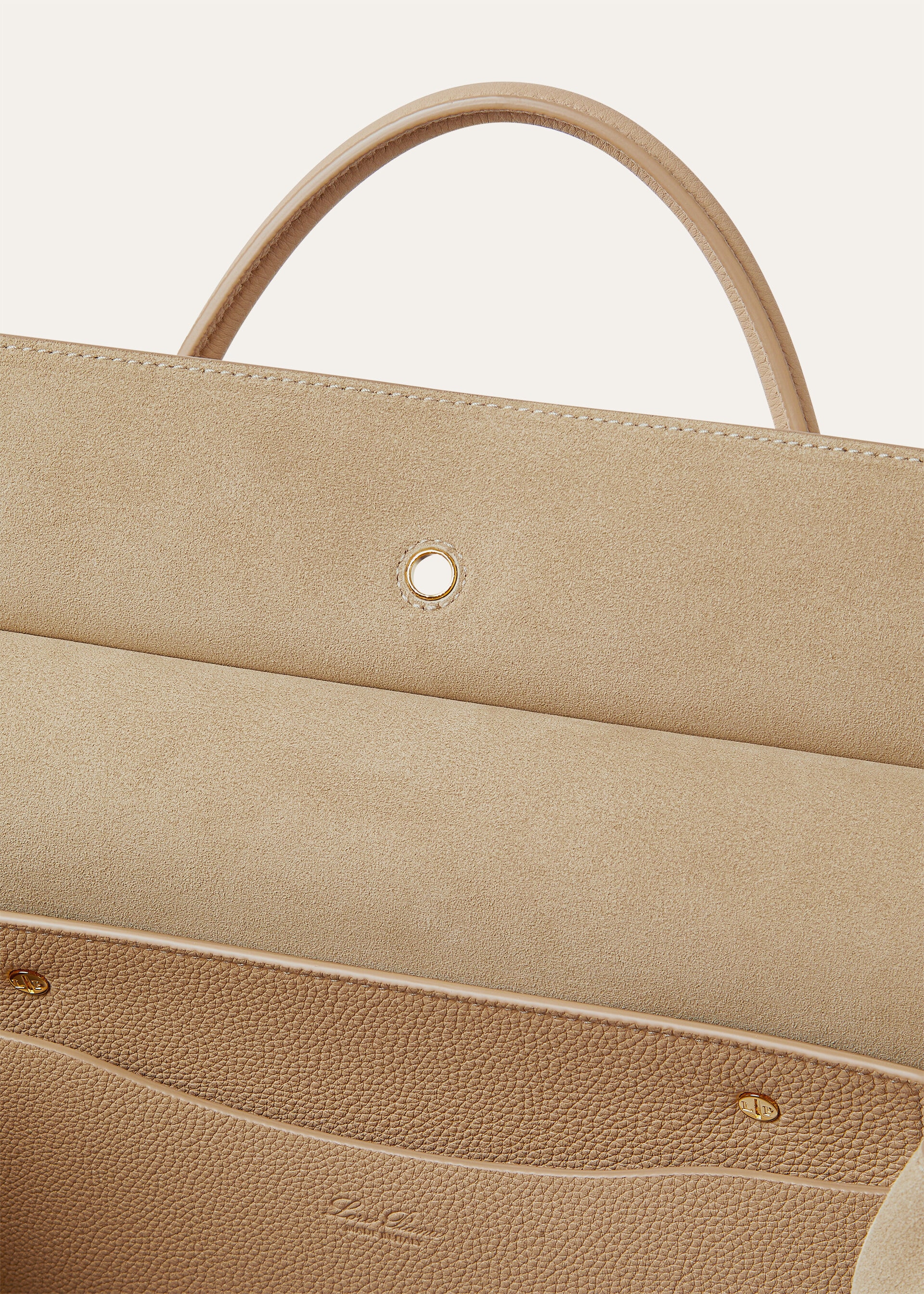 LOOM L32 FINE GRAINED LEATHER