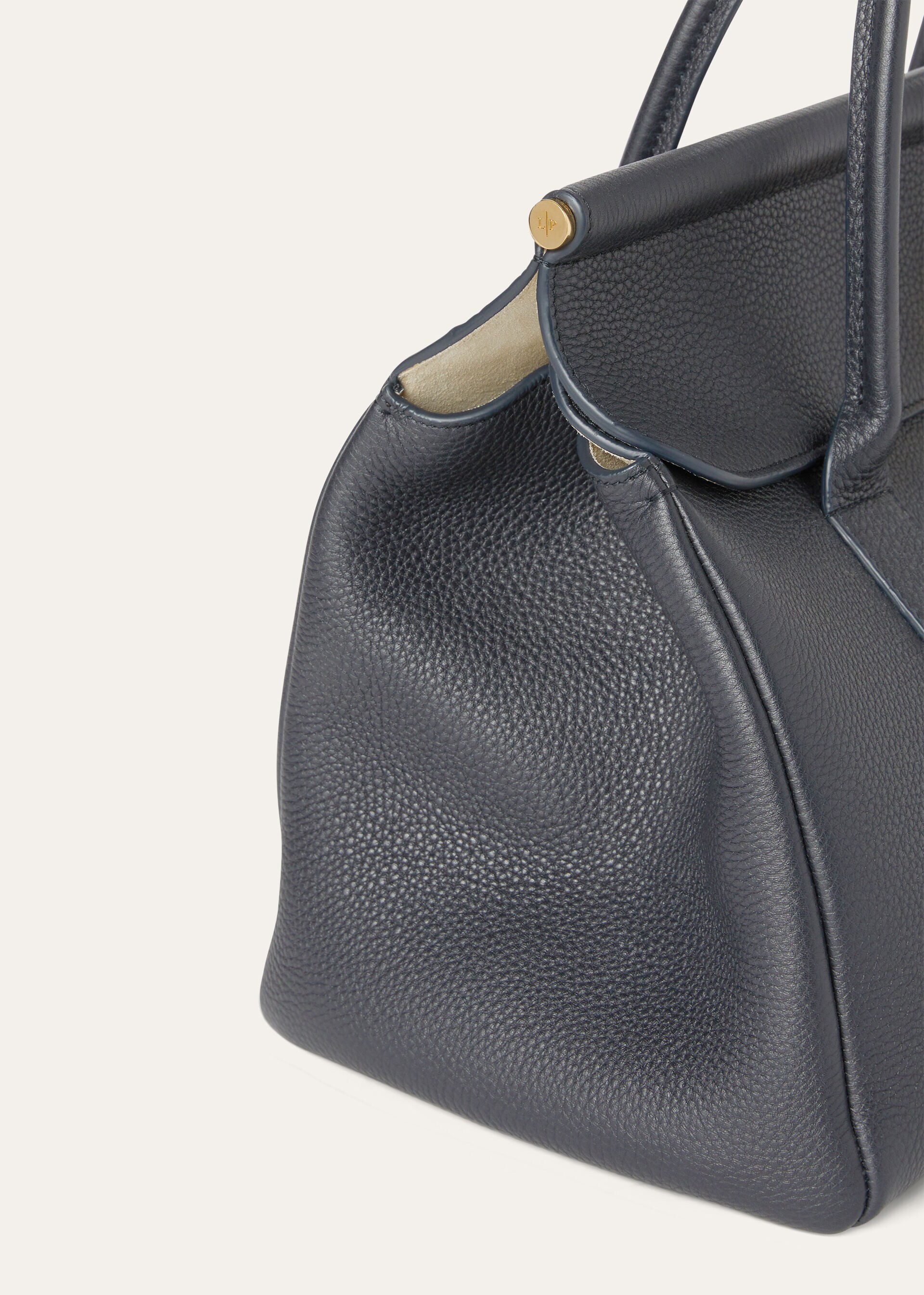 LOOM L32 FINE GRAINED LEATHER