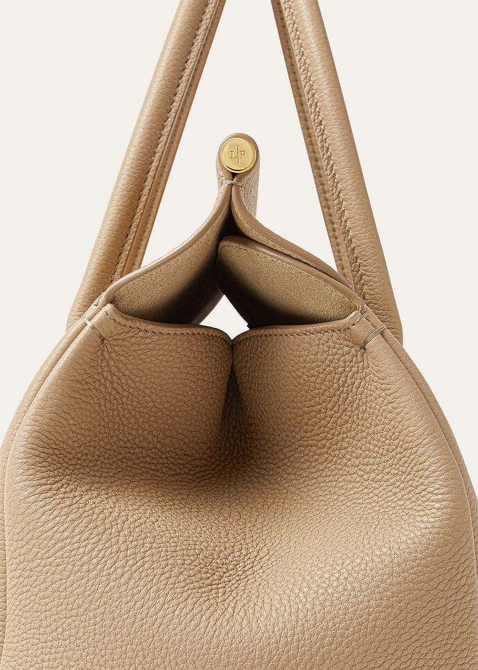 LOOM L32 FINE GRAINED LEATHER_FAN9610_D0Q7_NR_3