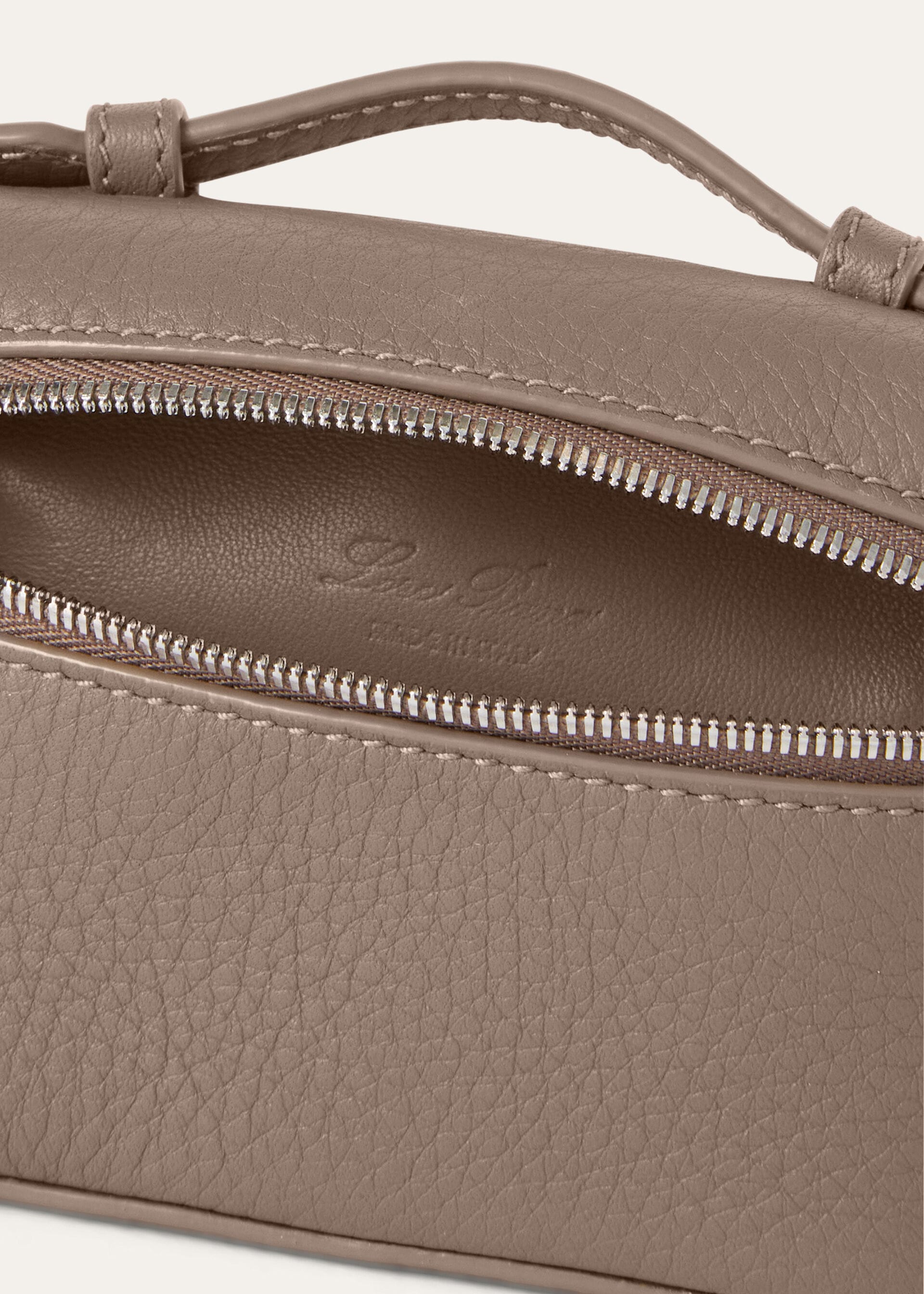 EXTRA POCKET CHARM TENDER CALF