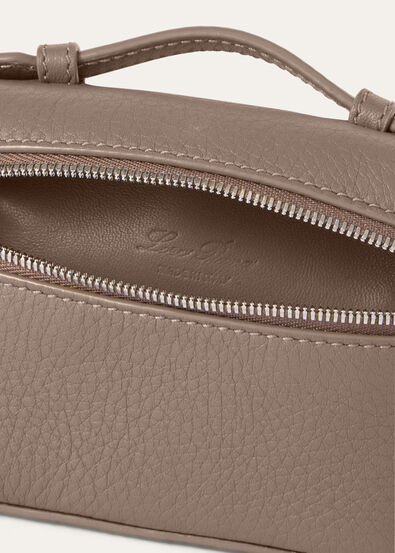 EXTRA POCKET CHARM TENDER CALF