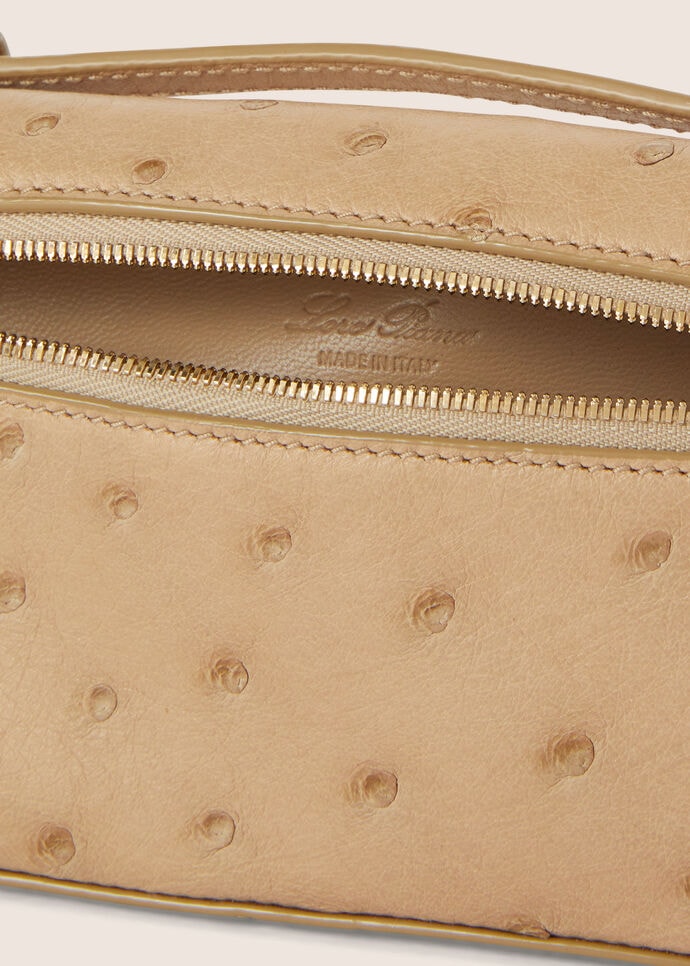 EXTRA POCKET MINI POUCH OSTRICH SADDLE FINISH_FAN9926_D0QB_NR_3