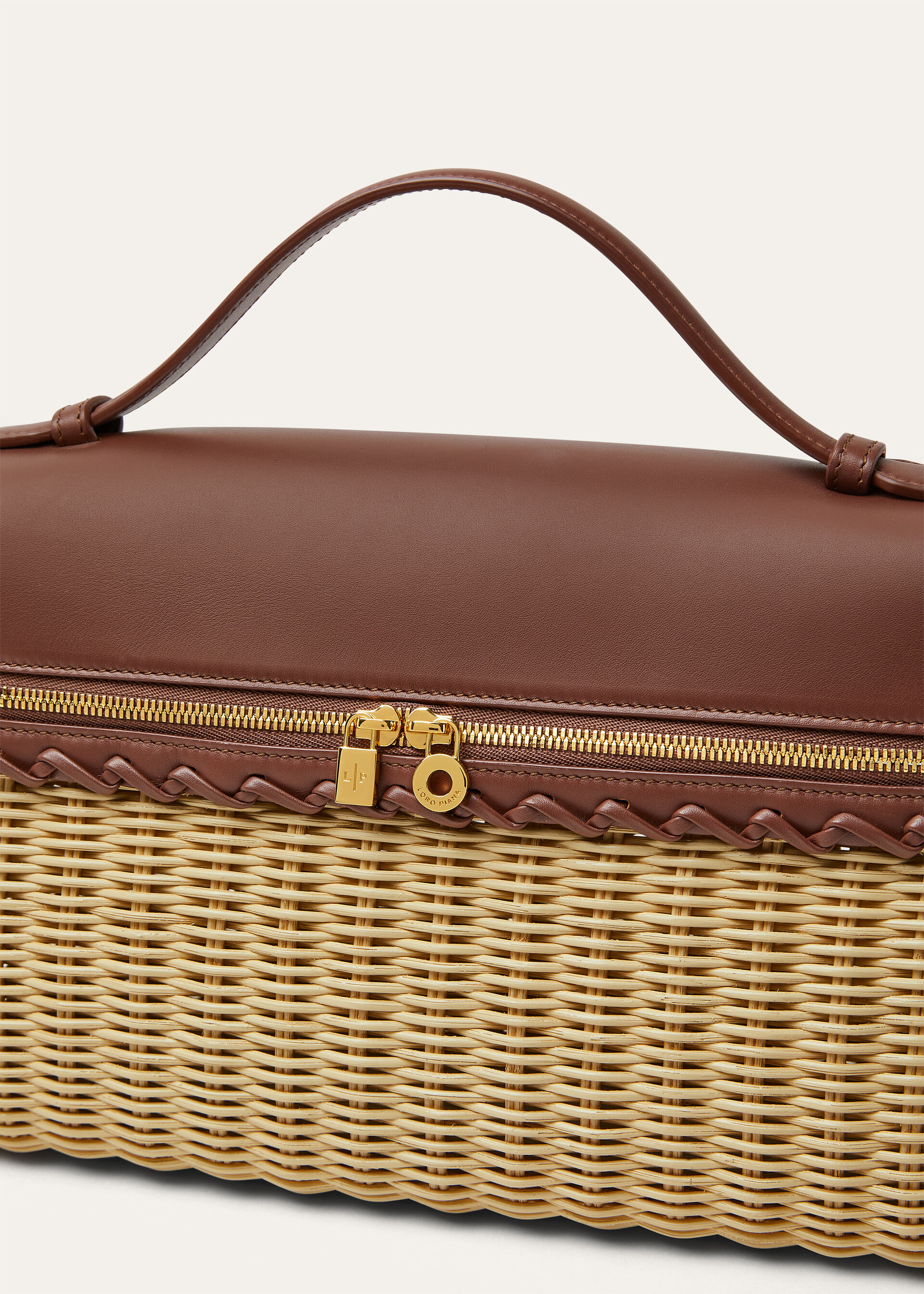 EXTRA POCKET L27 WICKER/ROUNDED CALF