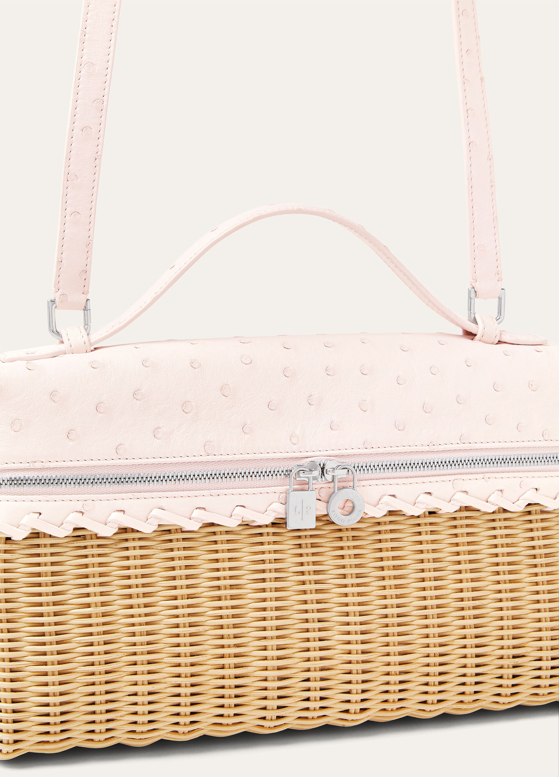 EXTRA POCKET L27 WICKER OSTRICH SADDLE FINISH