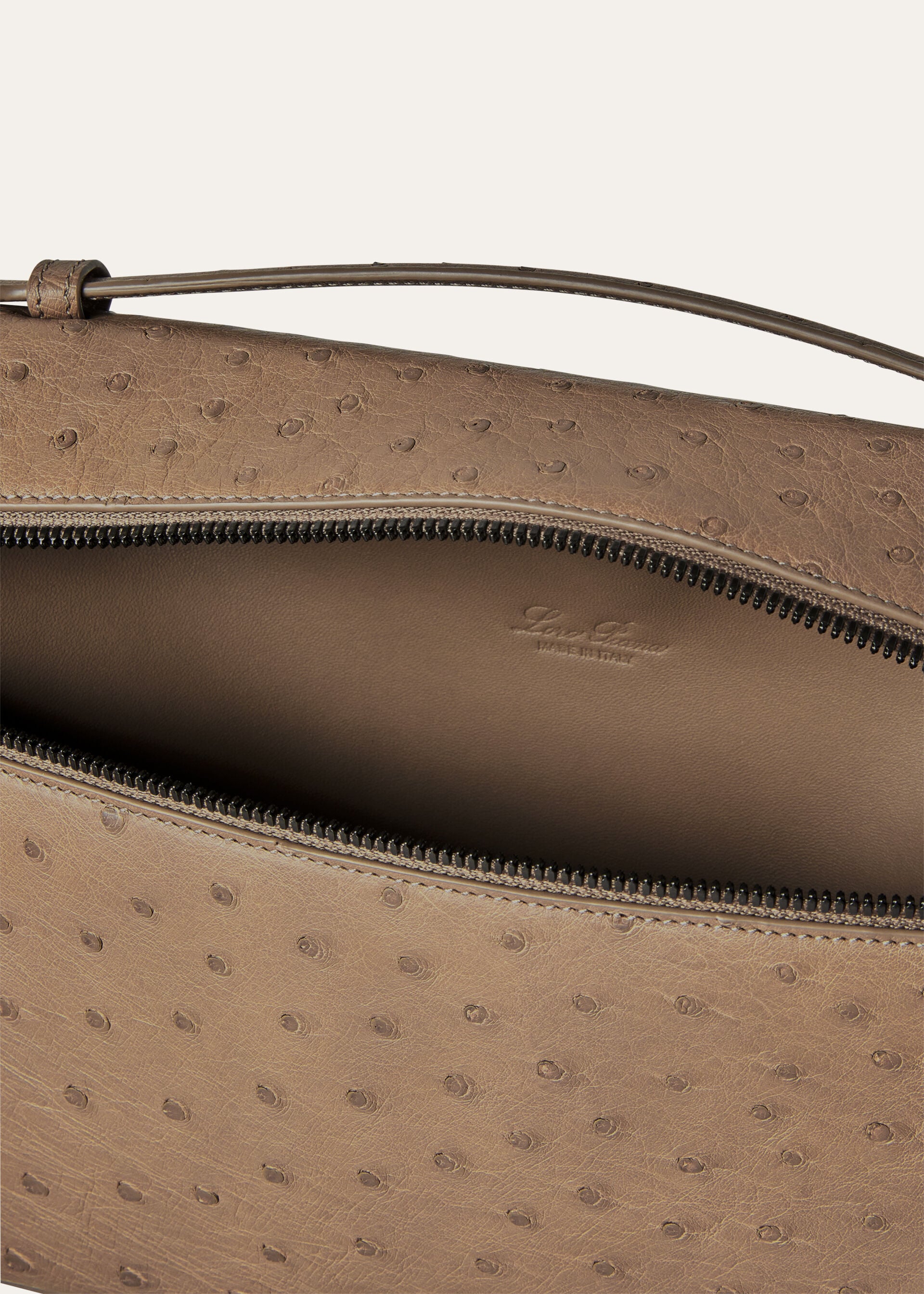 EXTRA POUCH L29 OSTRICH SADDLE FINISH