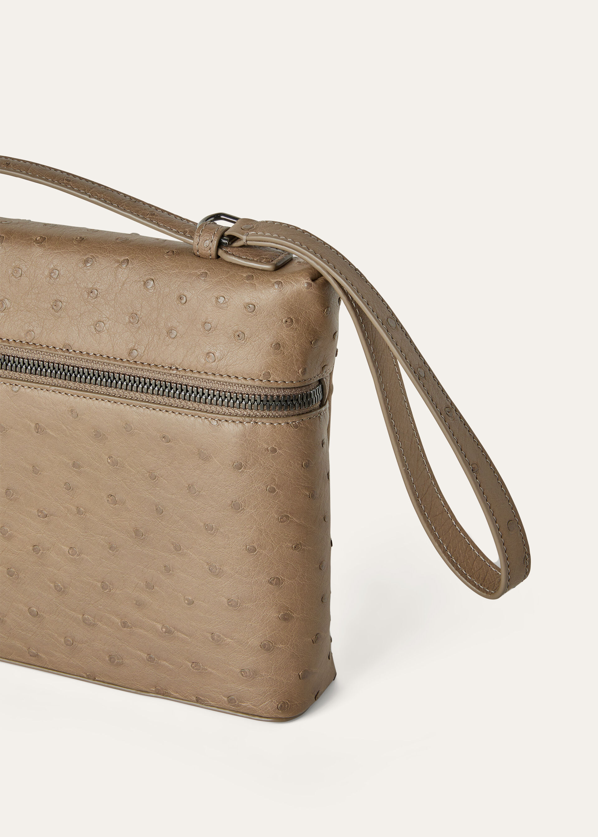 EXTRA POUCH L29 OSTRICH SADDLE FINISH