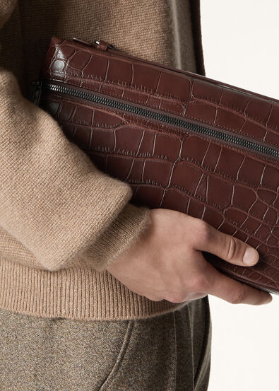 EXTRA POUCH L29 SOFT MATT ALLIGATOR