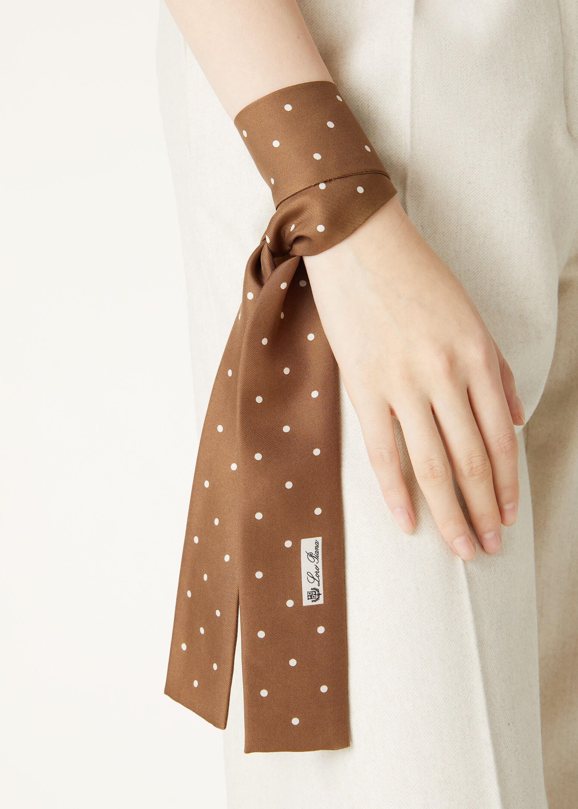 TIE BAND SILK POIS