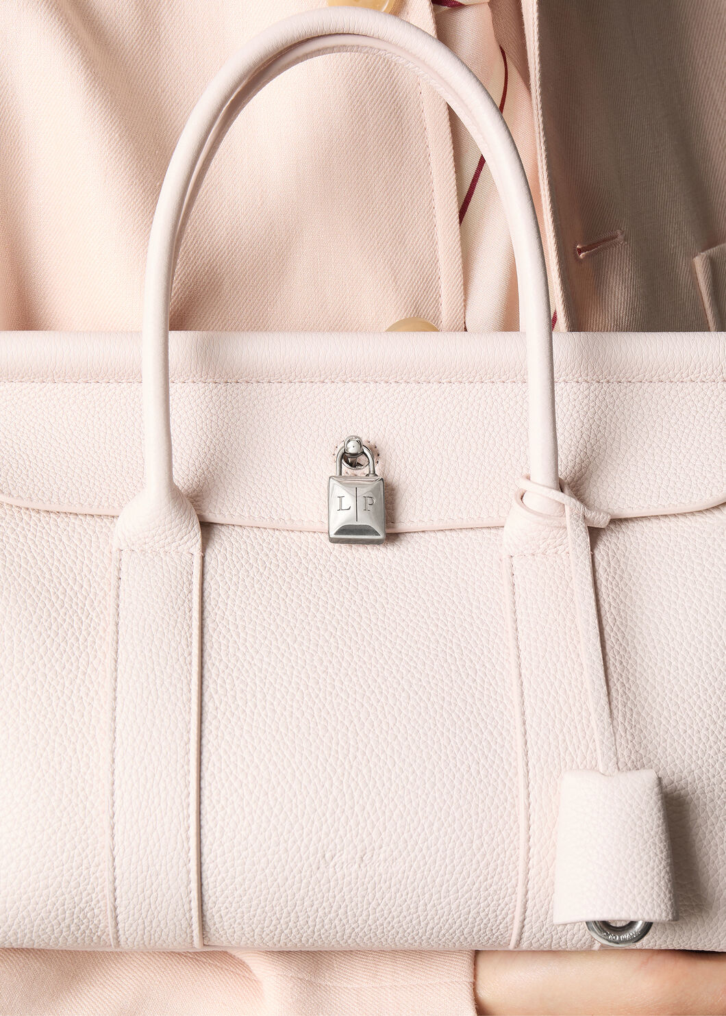 LOOM L25 FINE GRAINED LEATHER