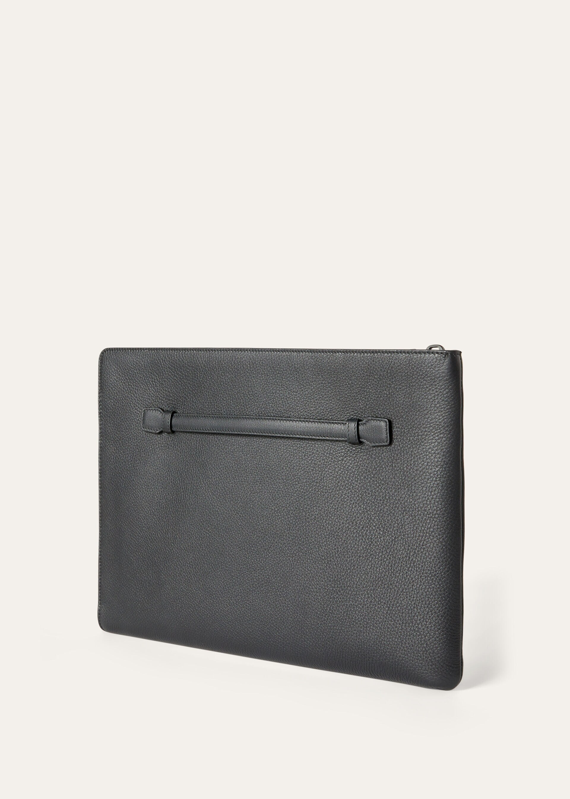 EXTRA A4 POUCH TENDER CALF