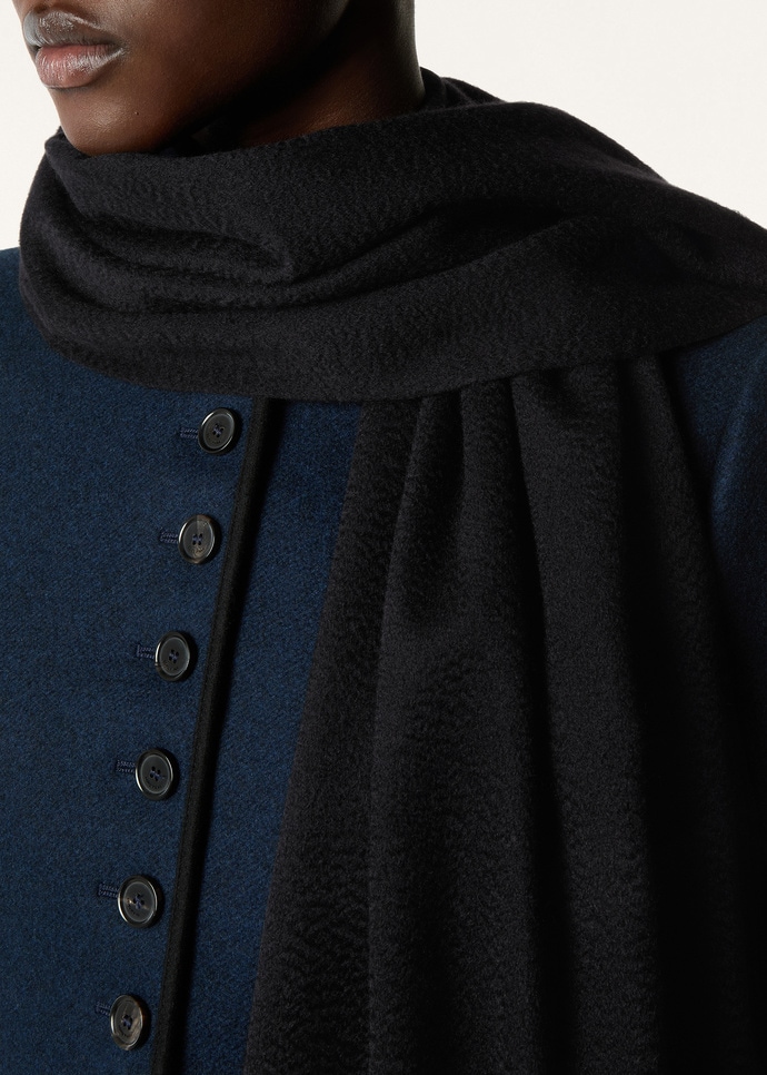 SCIARPA GRANDE UNITA D._FAO3766_8000_NR_1