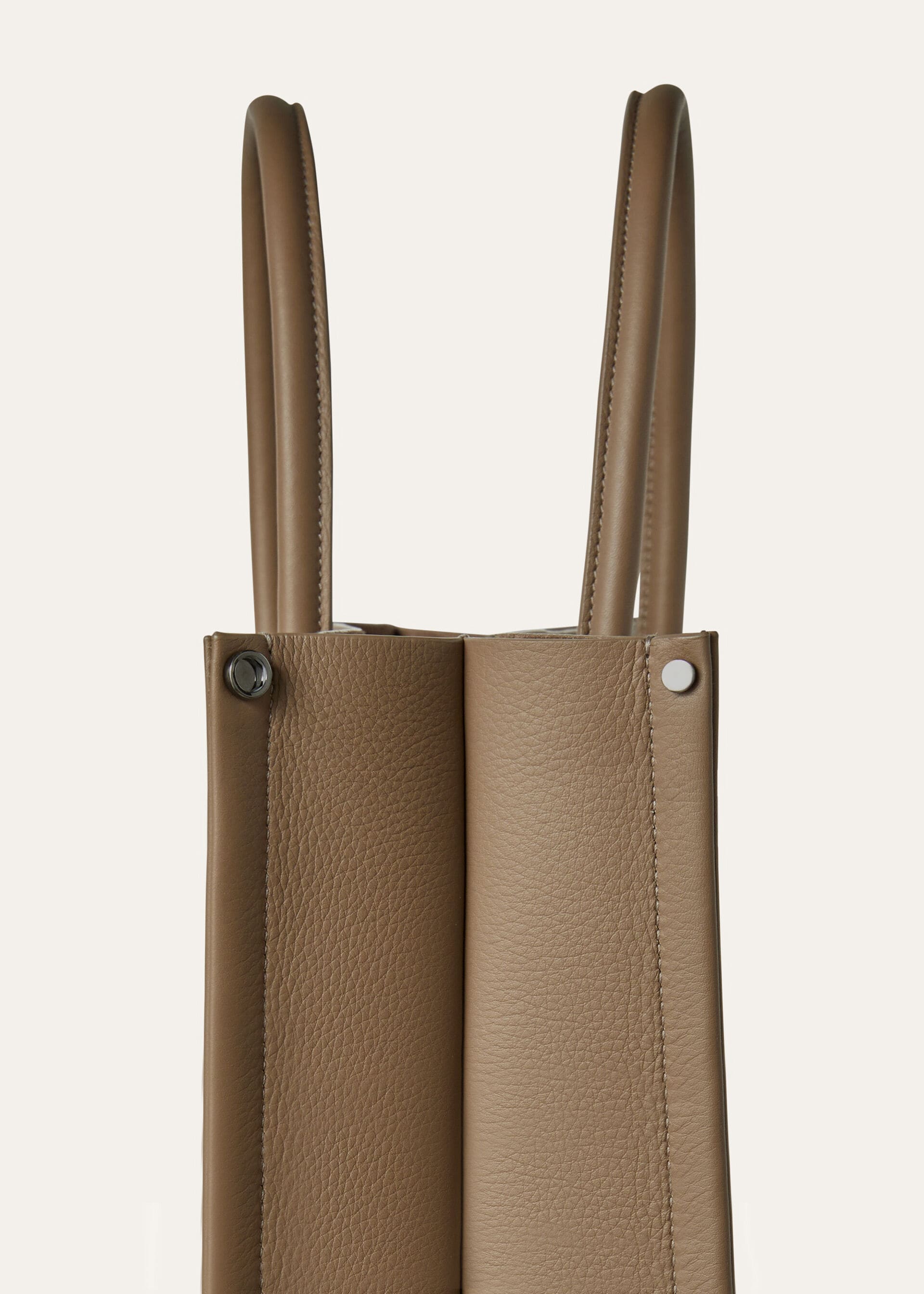 BEAM TOTE LARGE TENDER CALF