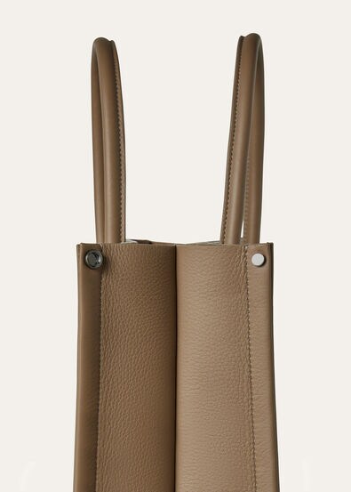 BEAM TOTE SMALL TENDER CALF