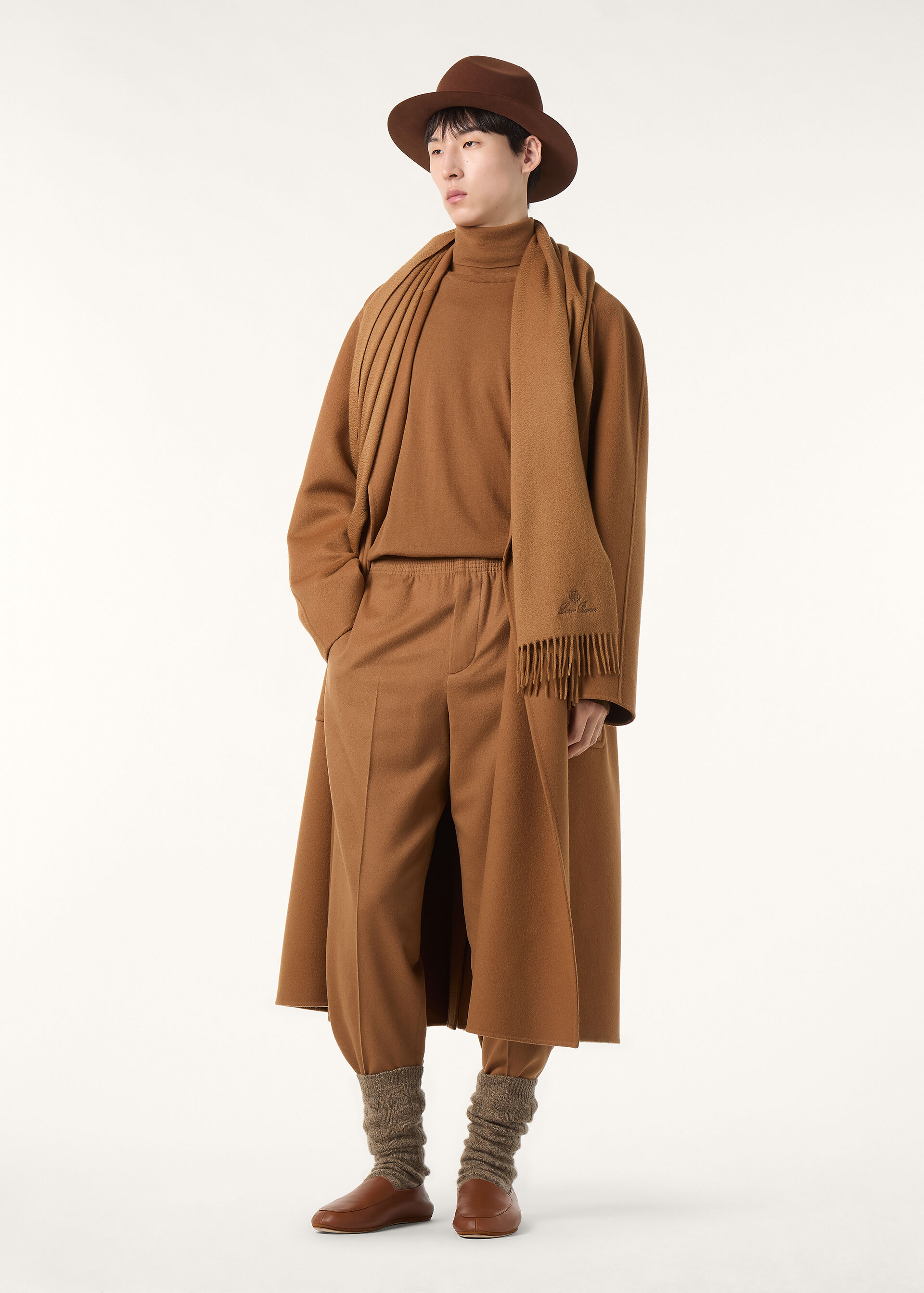 VICUNA ICONIC TURTLENECK SWEATER GG 18