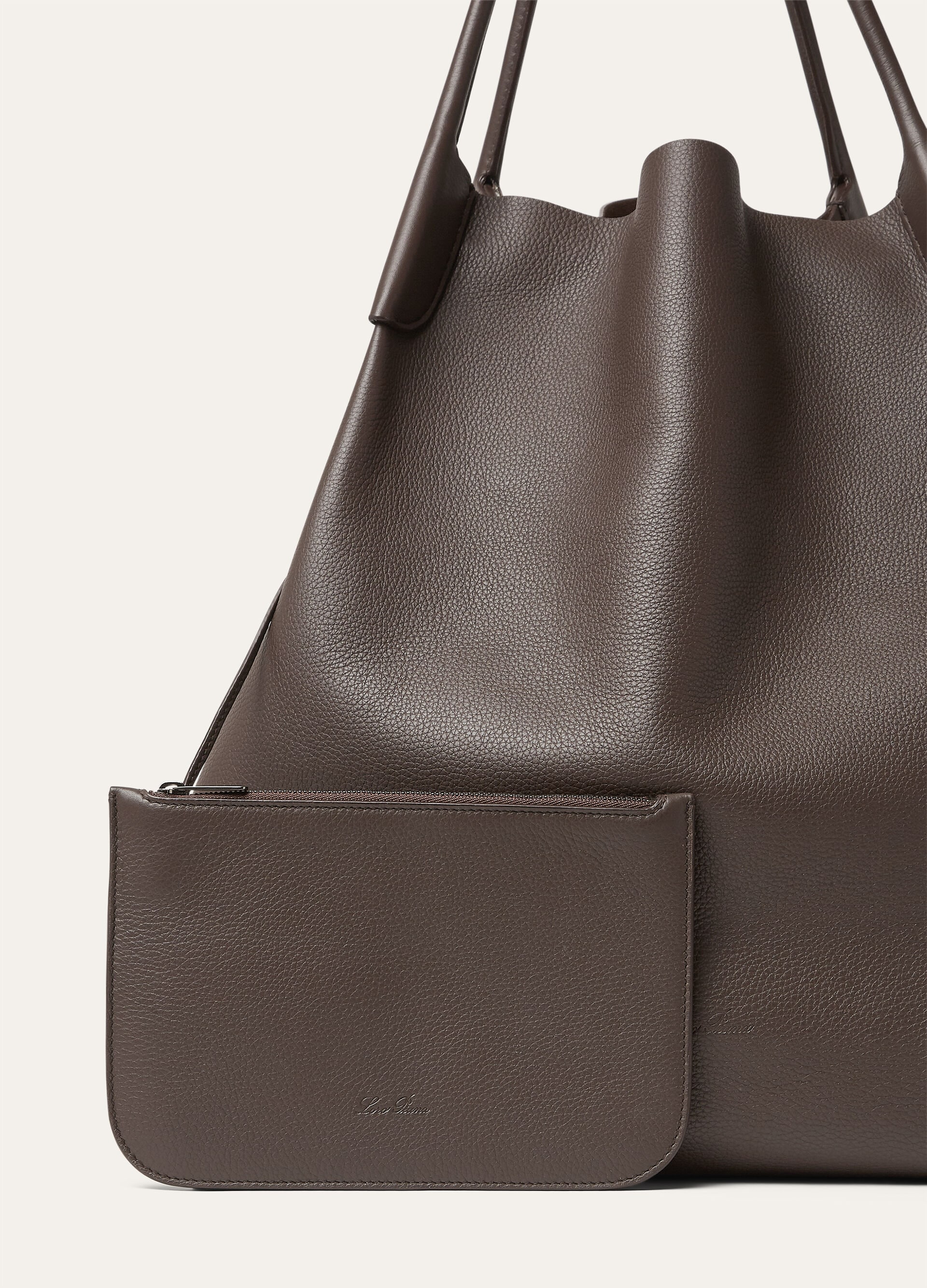 BALE HOBO EXTRA LARGE TENDER CALF