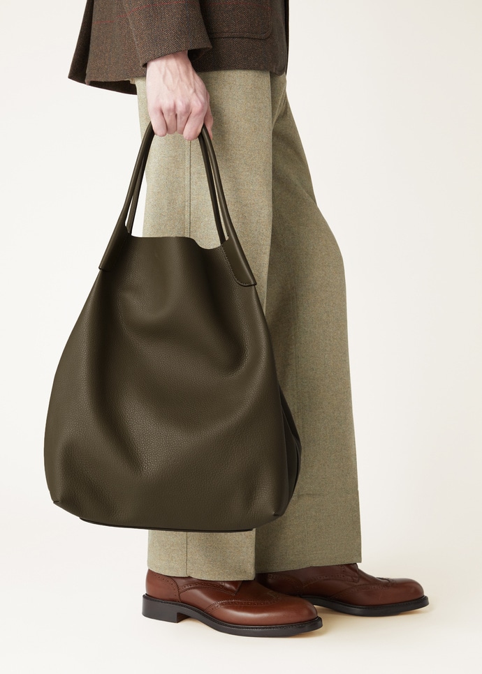 BALE HOBO EXTRA LARGE TENDER CALF_FAO4831_H16Y_NR_1