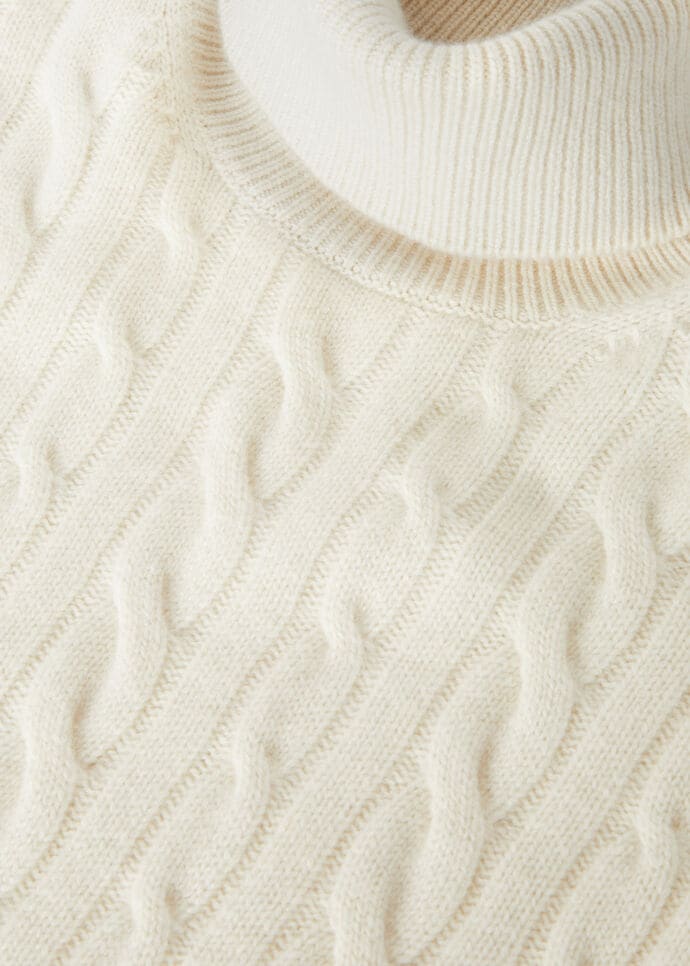 JUBILEE CABLES TURTLENECK SS SWEAT. BABY CASH GG 7_FAO5101_108V_7