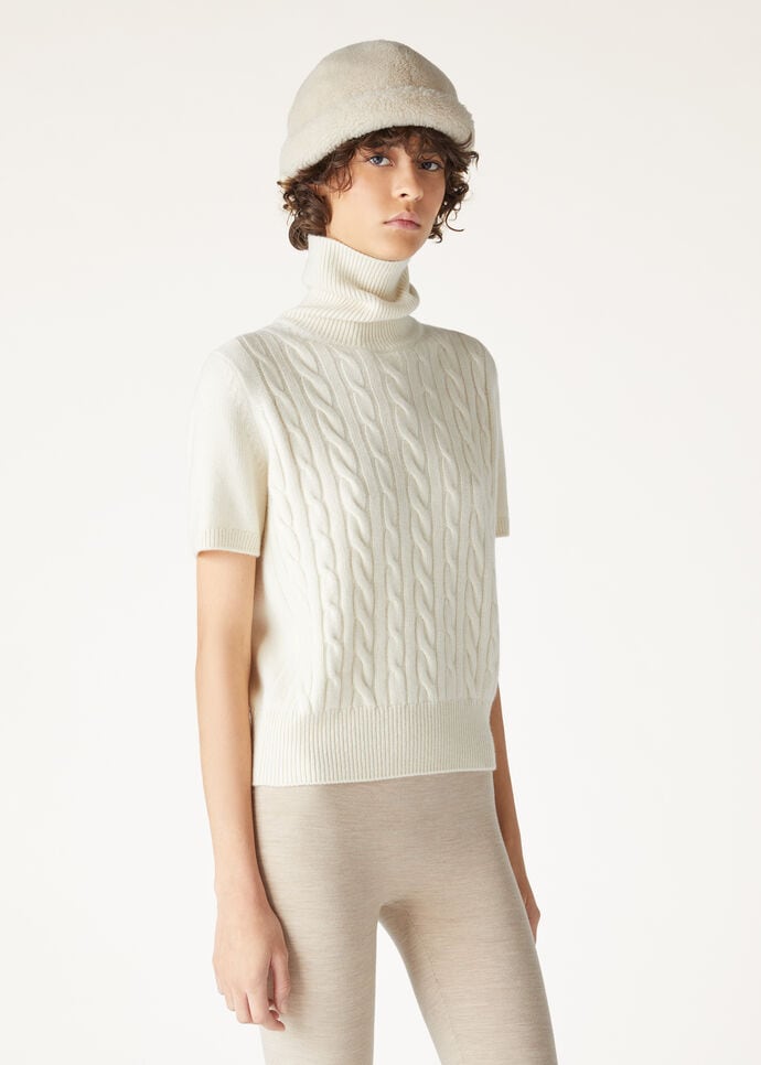 JUBILEE CABLES TURTLENECK SS SWEAT. BABY CASH GG 7_FAO5101_108V_3