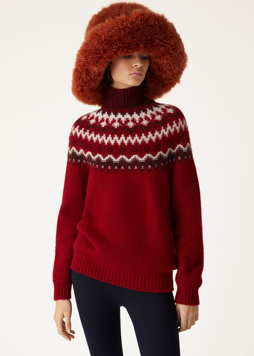 Alpe Pile Turtleneck Cashmere Bright Carmine/Bordeaux Alpe Pile Turtleneck Cashmere Bright Carmine/Bordeaux