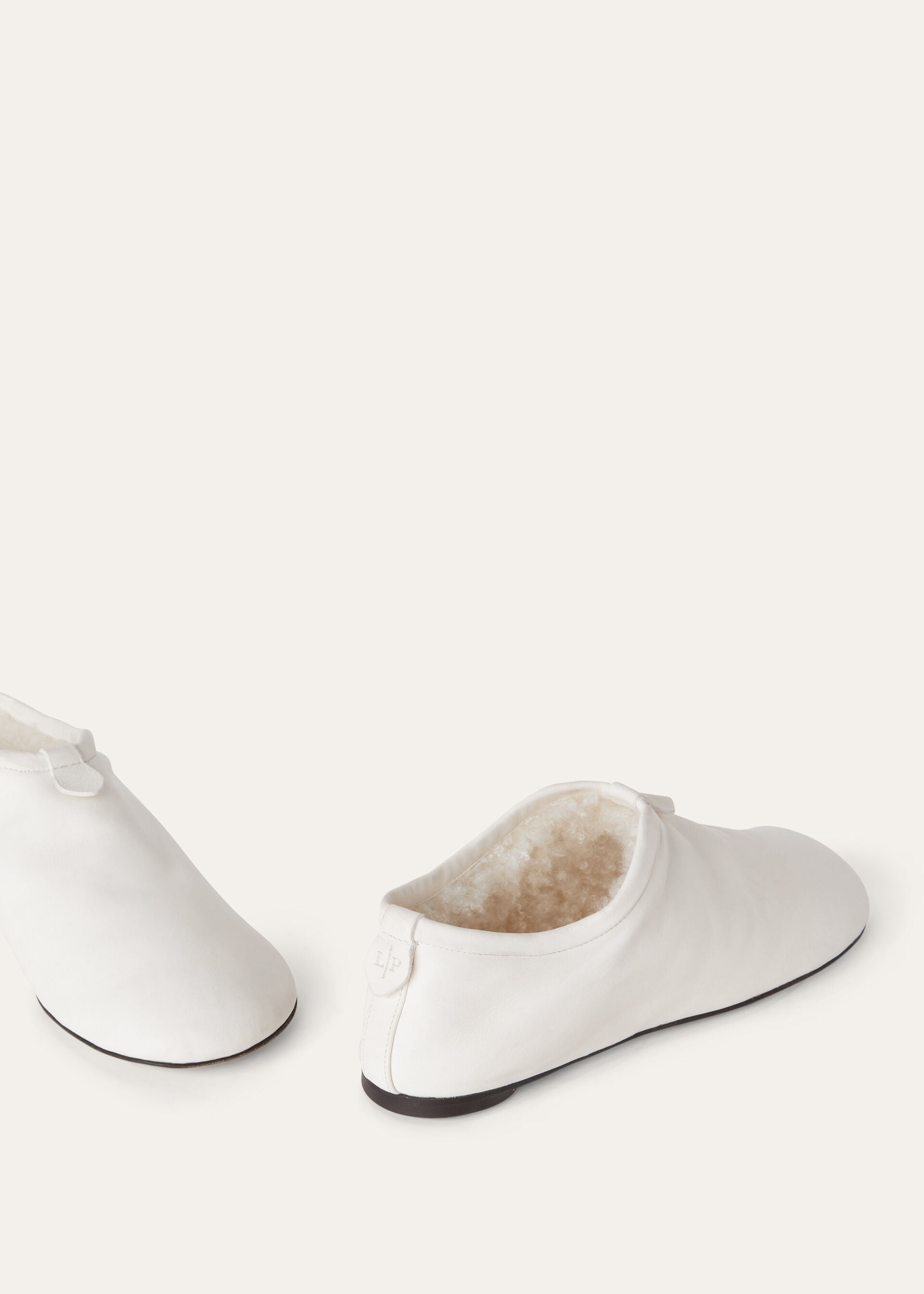 COCOONING FLOATY FLAT SOFTY CACH GOAT