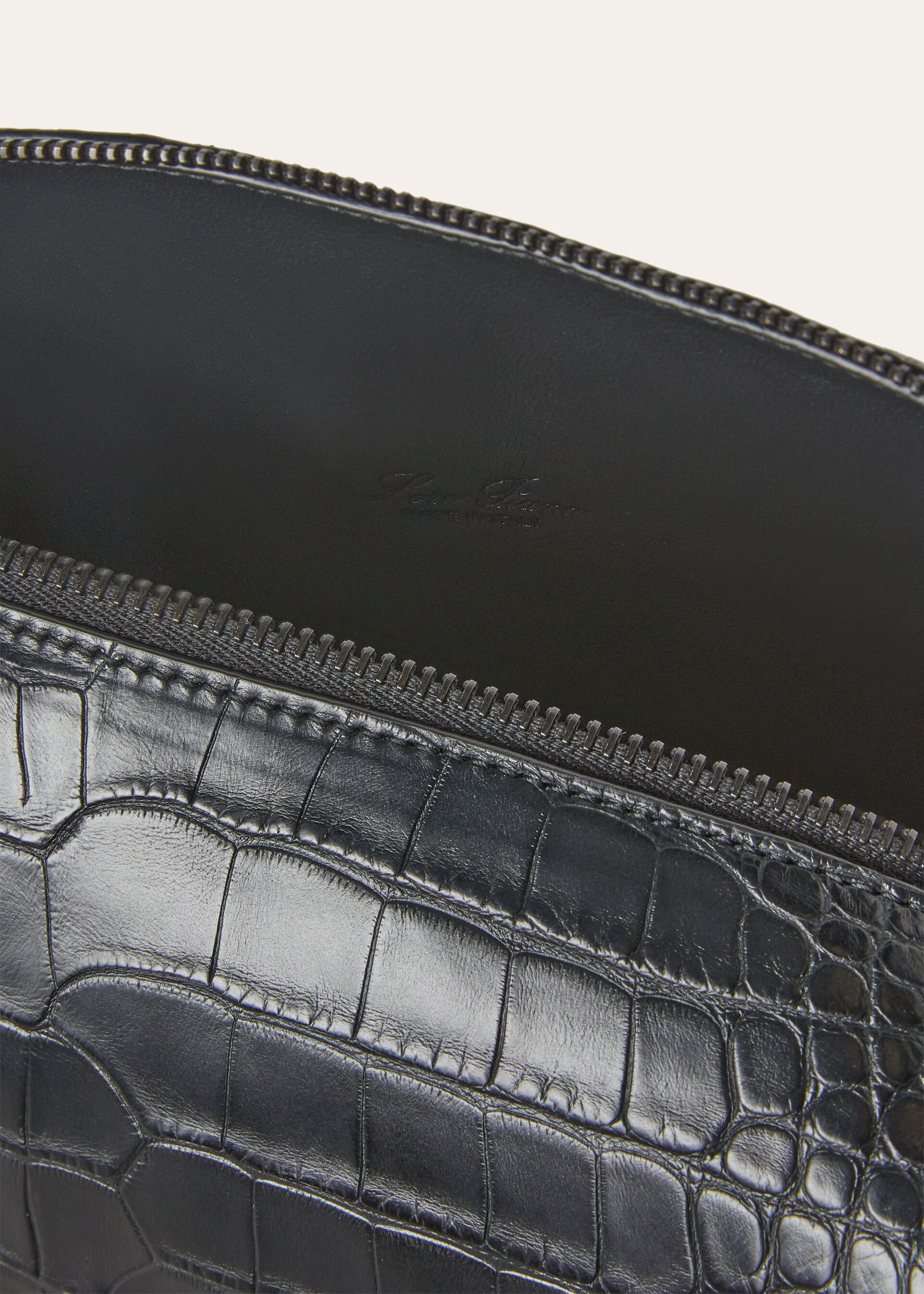 EXTRA TRAVEL POUCH MEDIUM SOFT MATT ALLIGATOR