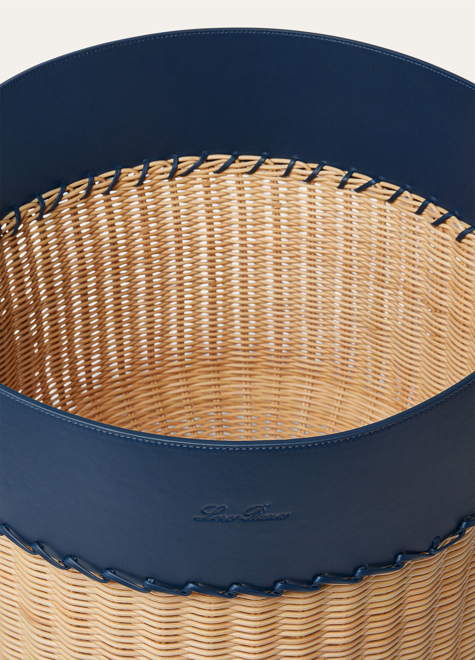 BASKET SHAPE A.2