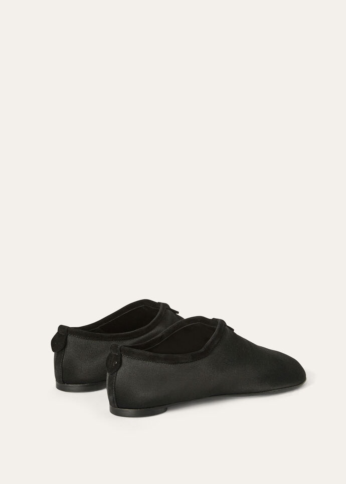 FLOATY FLAT SATIN_FAO7360_8000_4