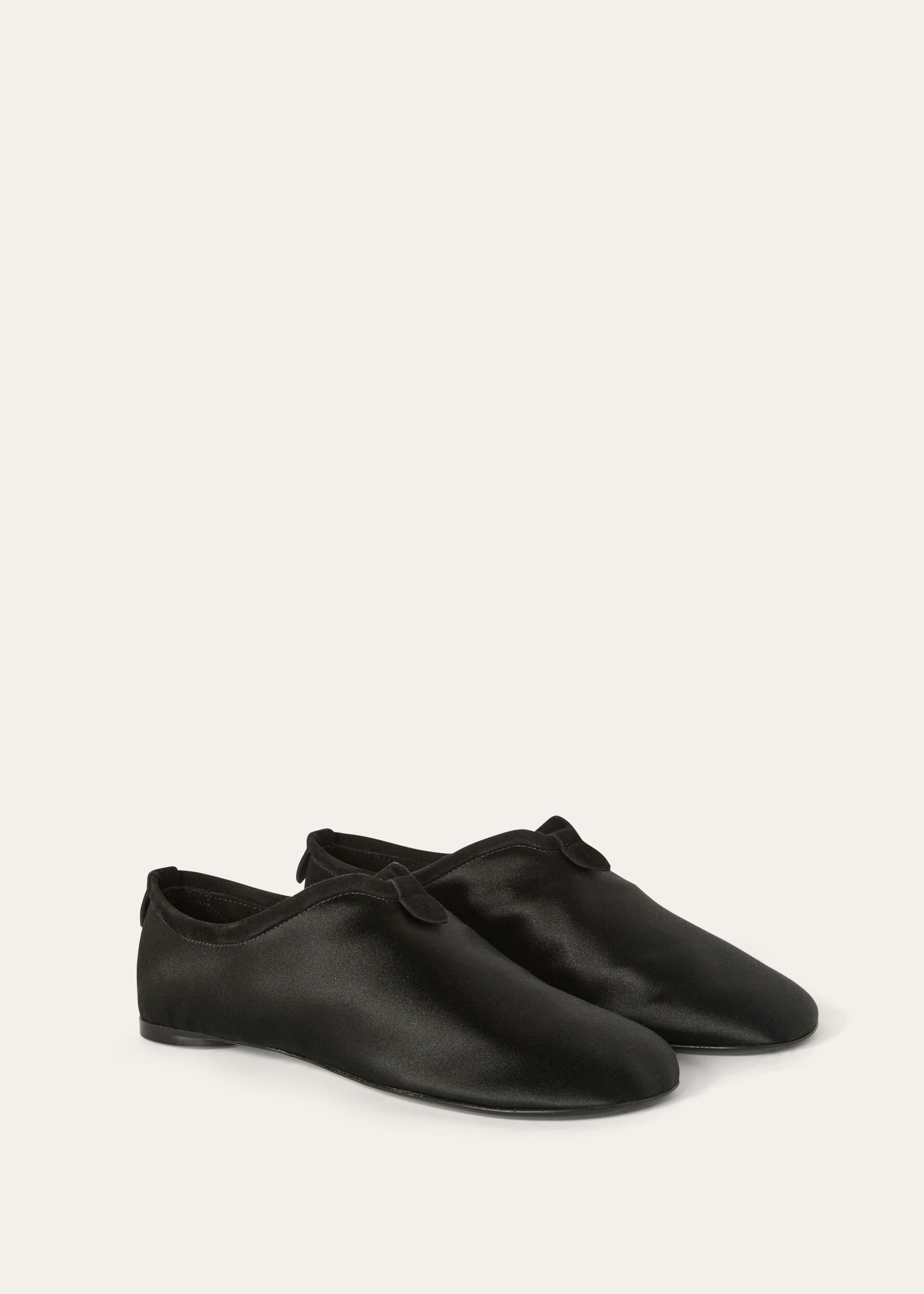 FLOATY FLAT SATIN