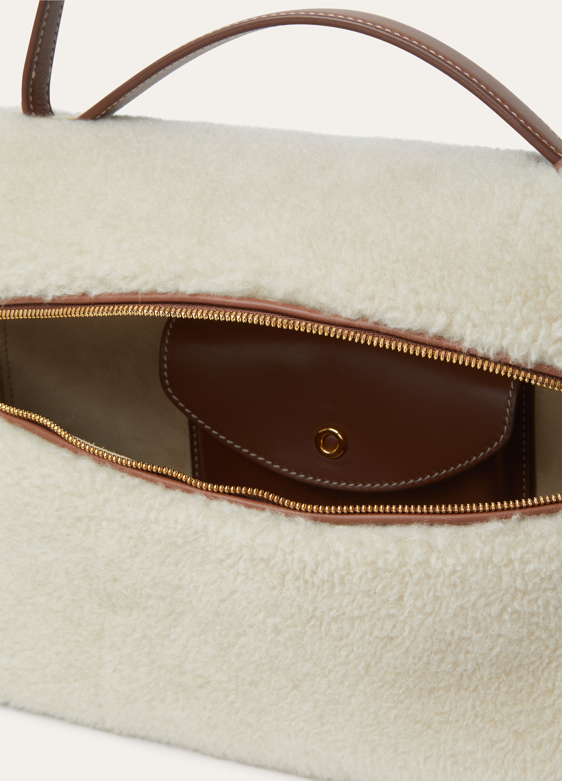 EXTRA BAG L27 CASHFUR ROUNDED CALF