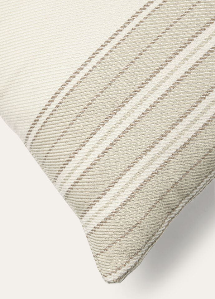 PILLOW STRIPE_FAO9169_F6L6_NR_2