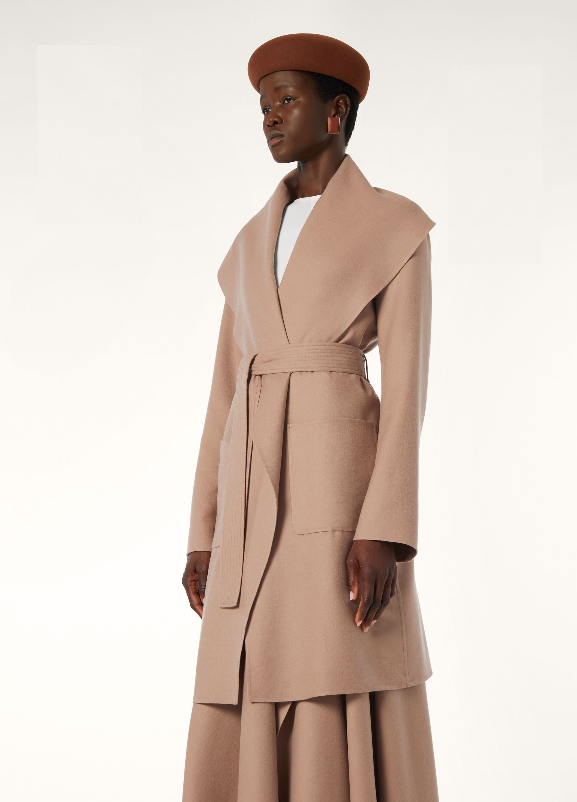 ADRIANO SB COAT ROYAL LIGHTNESS