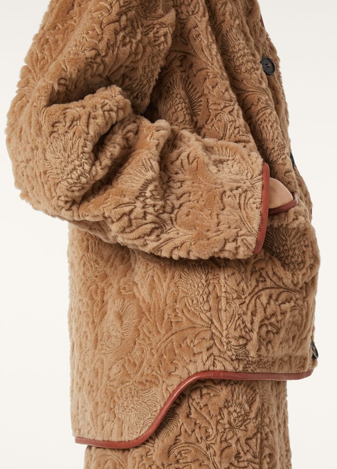 ELVIR EMBR. CABAN WOOLFUR CARDO EMBROIDERY_FAP0444_D0R4_2