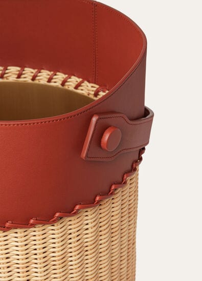 UMBRELLA HOLDER WICKER