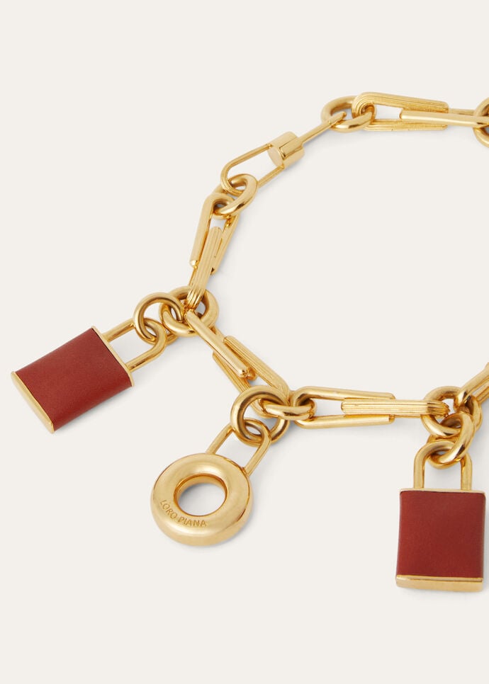 CHARM CHAIN BRACELET W/LEATHER CHARMS_FAP1053_P0AR_NR_3