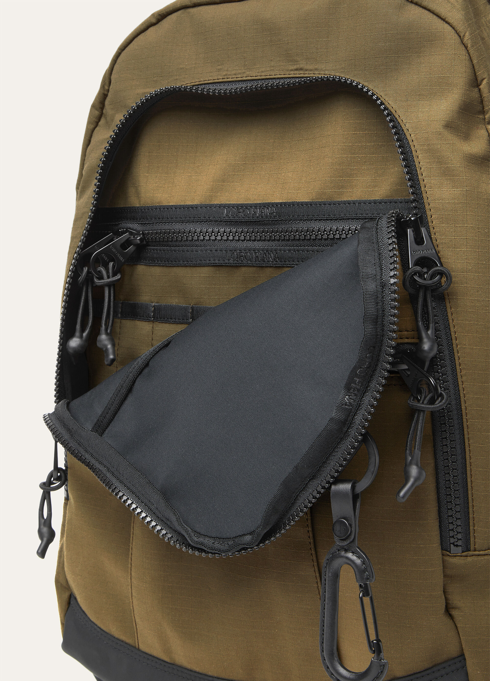 PIONEER BACKPACK LARGE RIPSTOP/20K