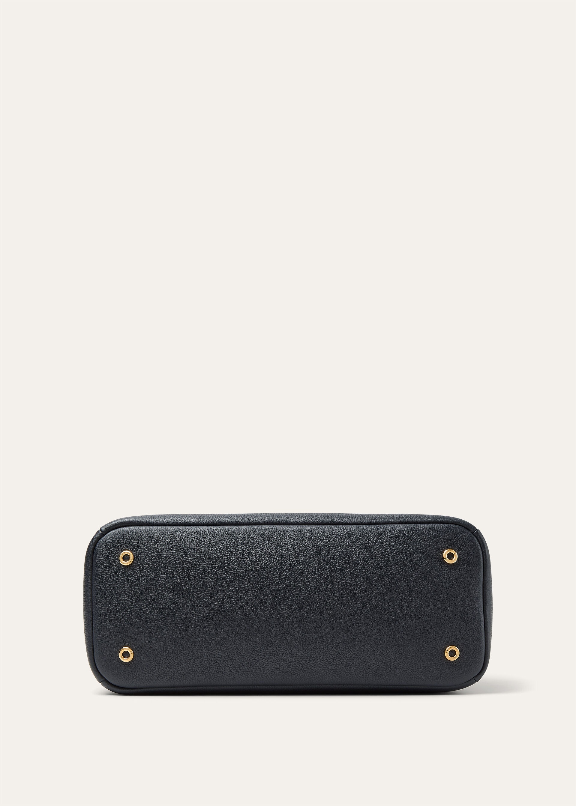 NEEDLE MEDIUM FINE GRAINED LEATHER