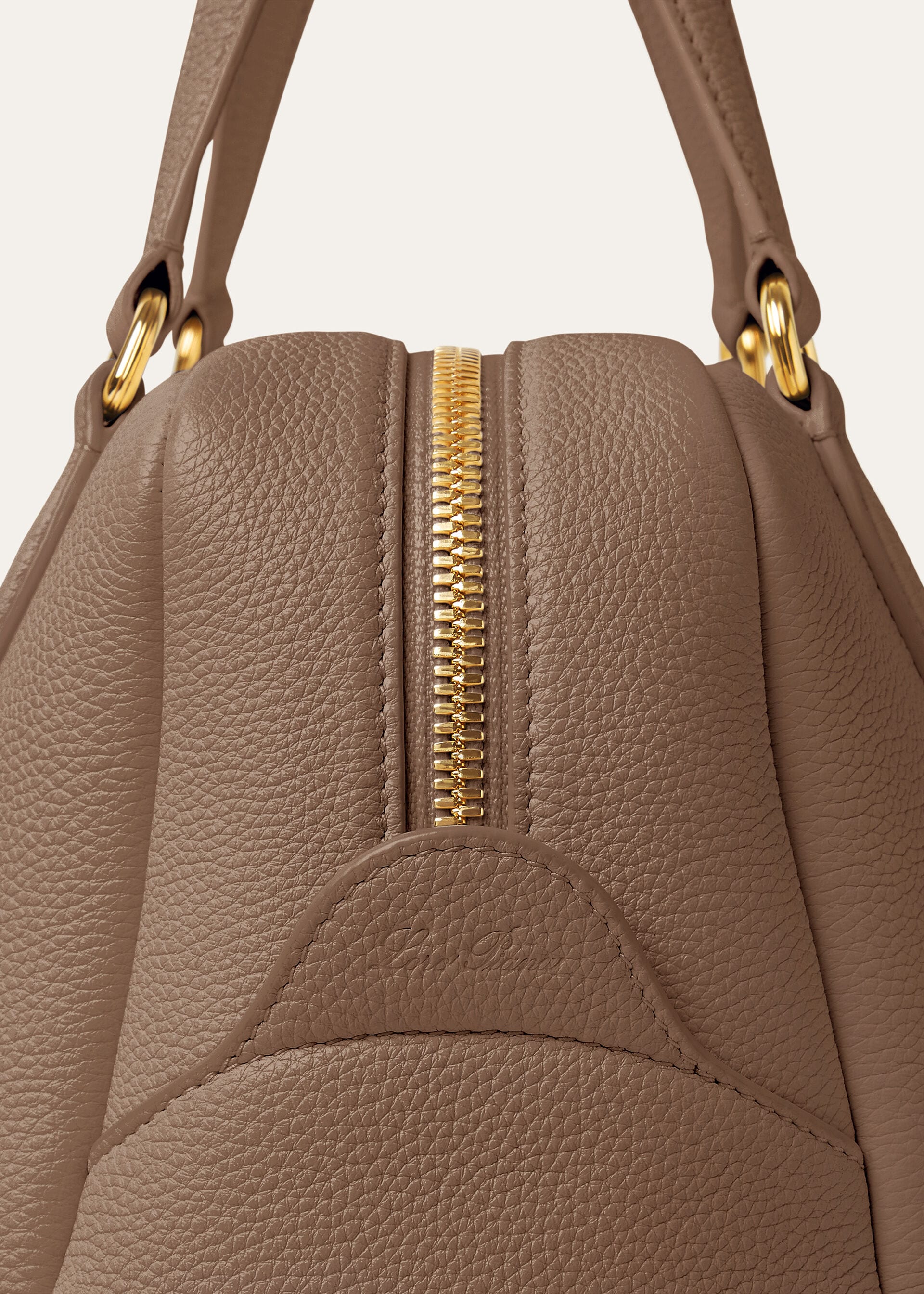 NEEDLE SMALL FINE GRAINED LEATHER