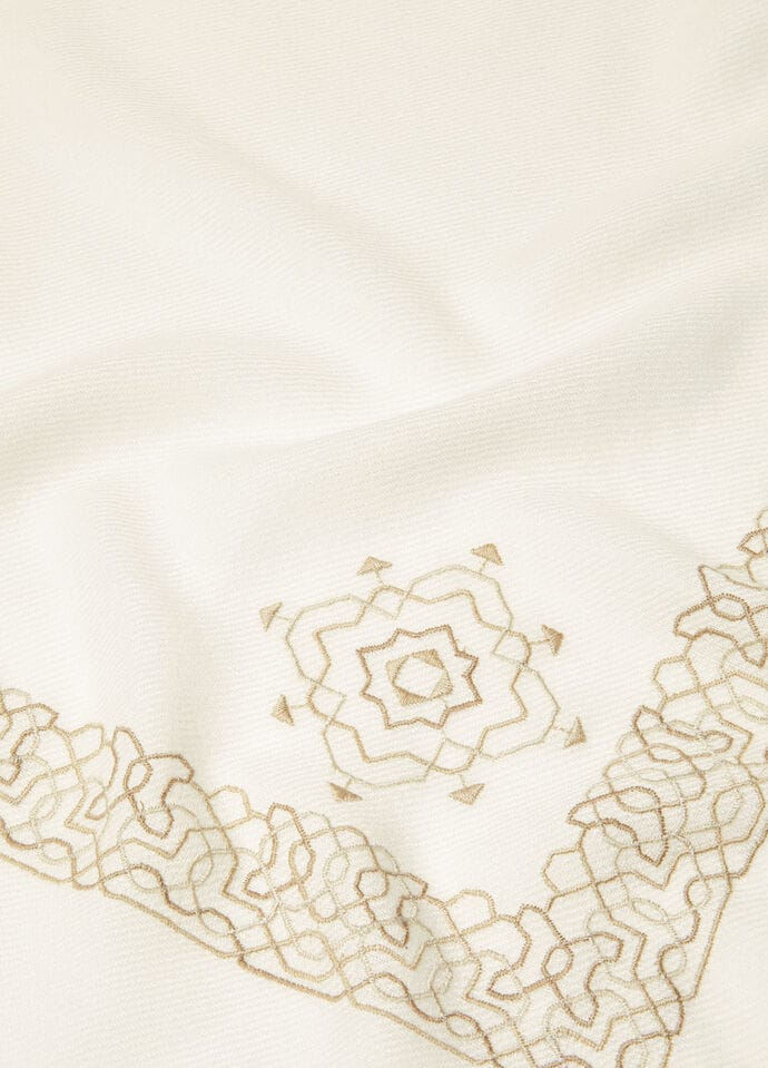 HADIKA EMBROIDERY FOULARD 110 BABY CASH_FAP2118_F6VT_NR_3