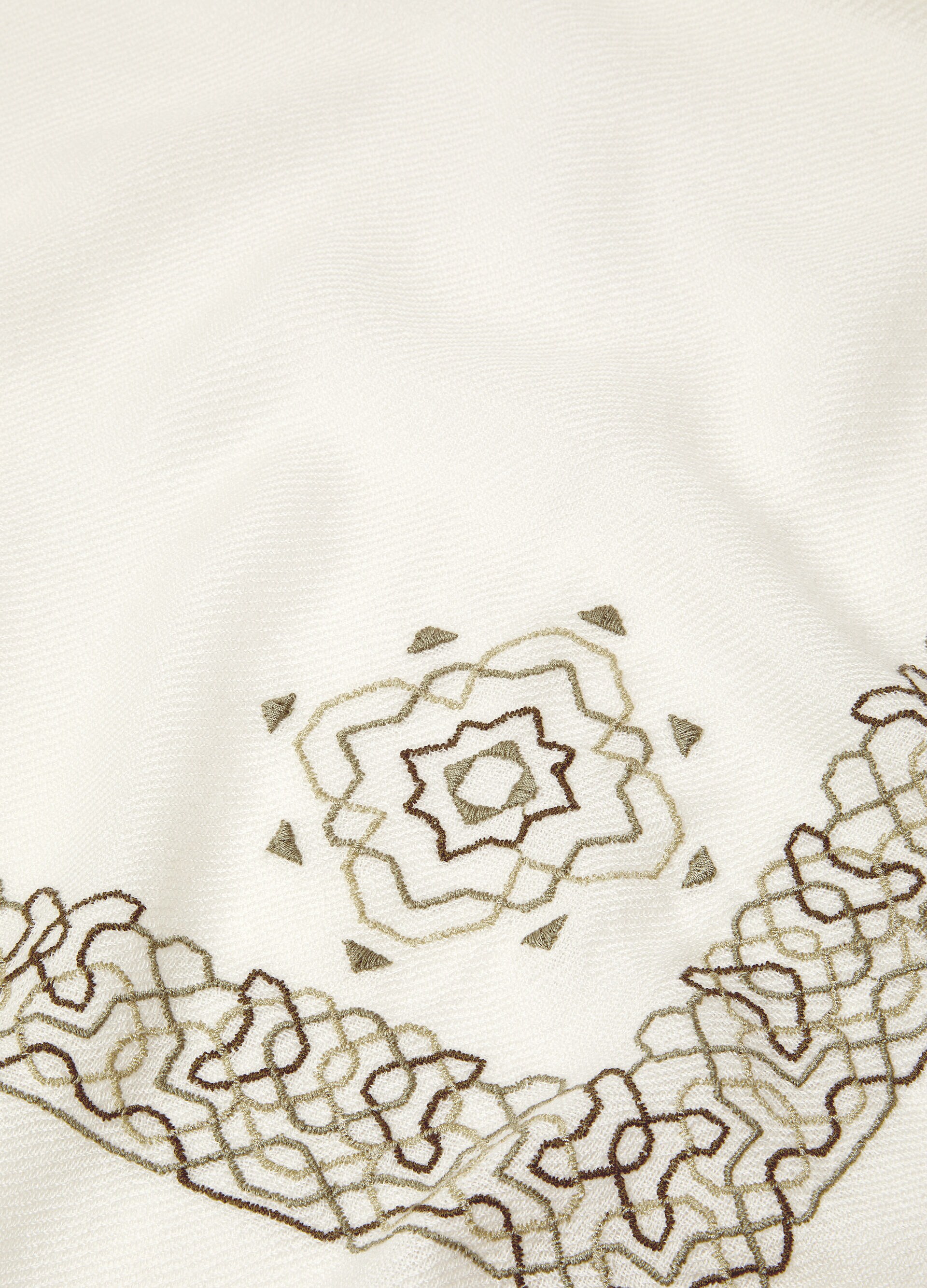 HADIKA EMBROIDERY FOULARD 110 BABY CASH