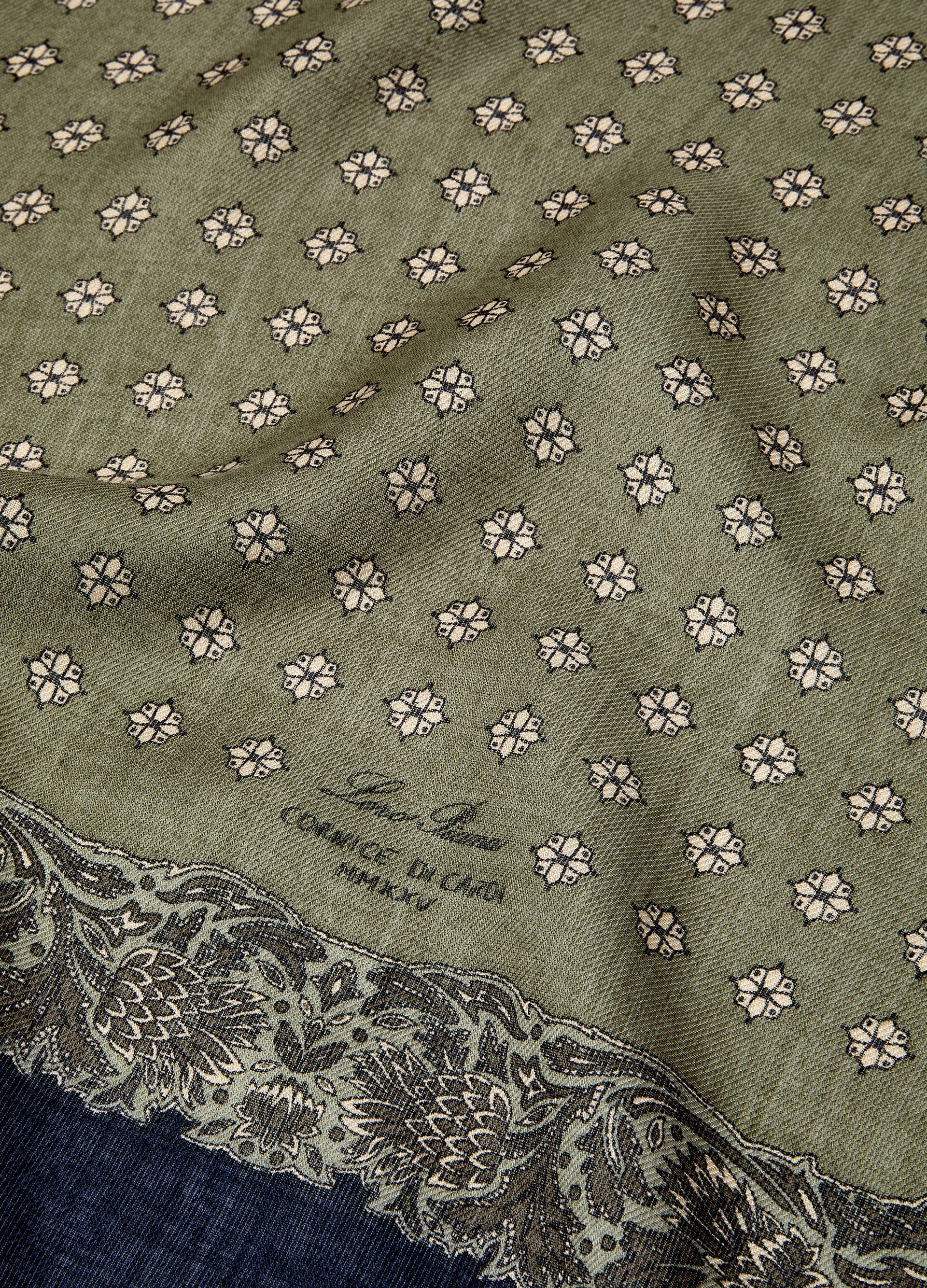 LORO PIANA CORNICE DI CARDI FOULARD 60 WOOL