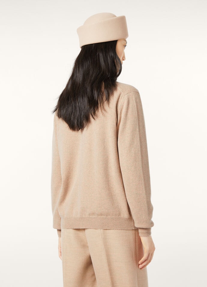 CLASSIC BABY CASH CARDIGAN V.NECK SWEATER GG 12_FAP2439_30I1_4